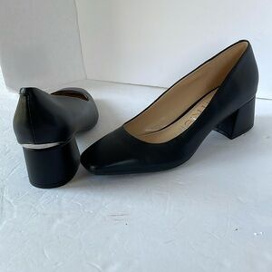 Calvin Klein Womens shoes Black Slip-On Square Toe Pumps